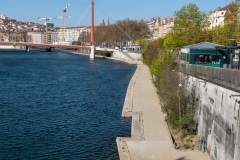 Les quais de Saône interdits au public (depuis le pont Bonaparte, 3 avril, 17h30)