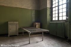 Hôpital psychiatrique du cireur de pompes - Petit nid douillet