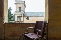 Hôpital psychiatrique du cireur de pompes - En attendant l'apocalypse